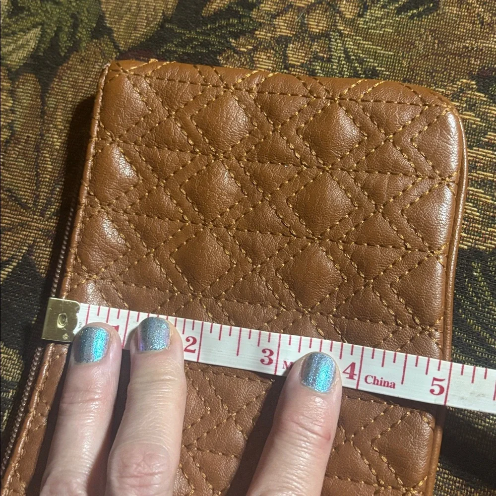 ~BUNDLE ONLY~Express Quilted Tan Wristlet